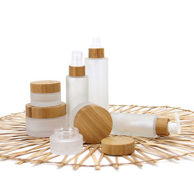 Good price ガラス化粧品の容器のタケ化粧品の包装のタケふたのクリームの化粧品の瓶 オンライン